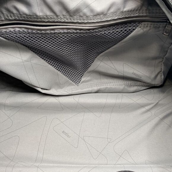 Antler 20 in Backpack or Rolling Trolley Bag Khaki Urbanite Rucksack Ultralight - Picture 16 of 16